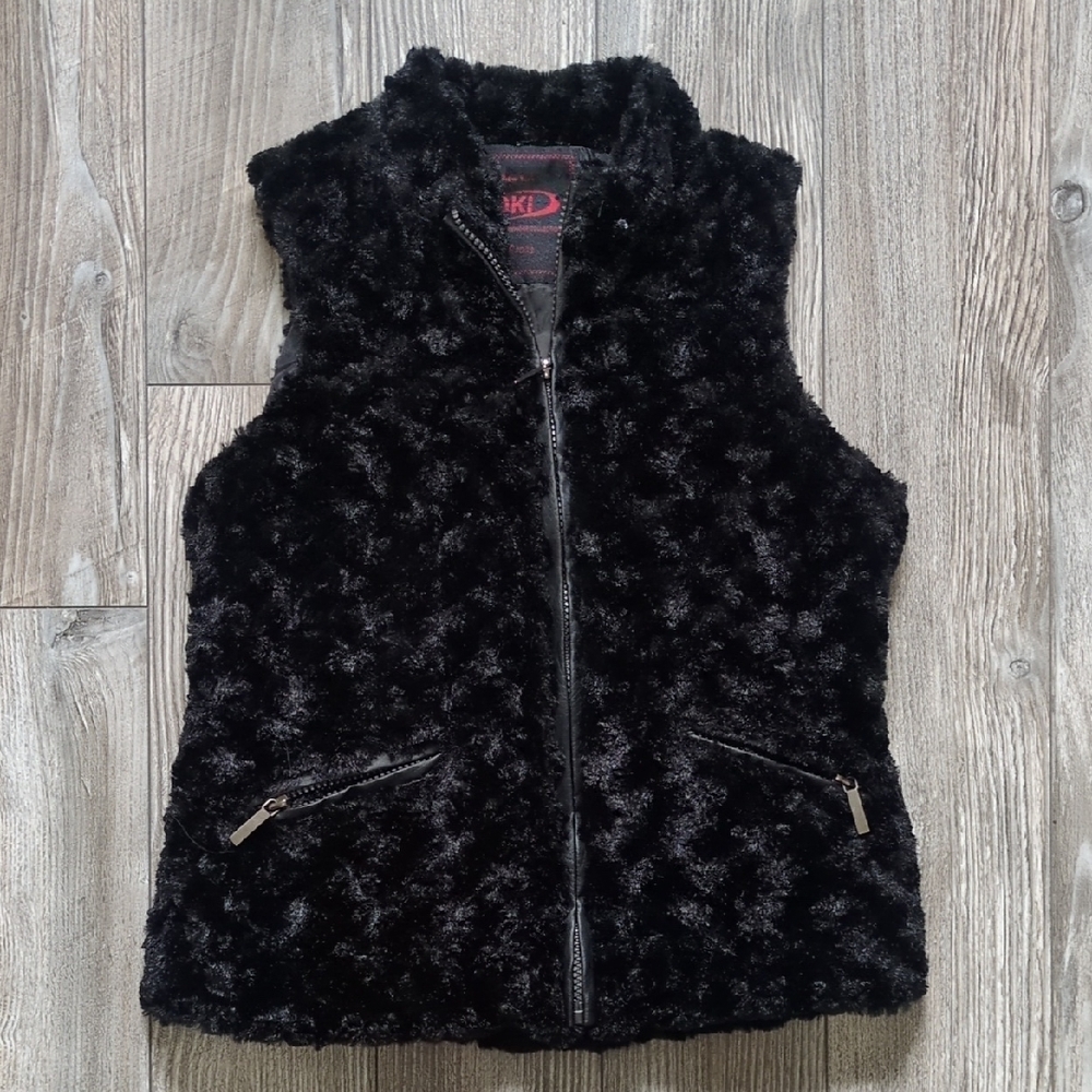 Yoki Girls Black Fleece Faux Fur Vest S (7)